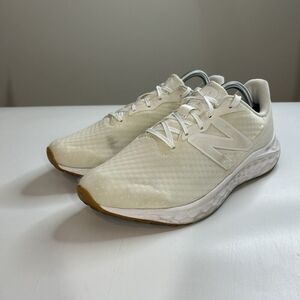 New Balance Arishi V4 Womens 12 WARISRW4 White Running Shoes Sneakers